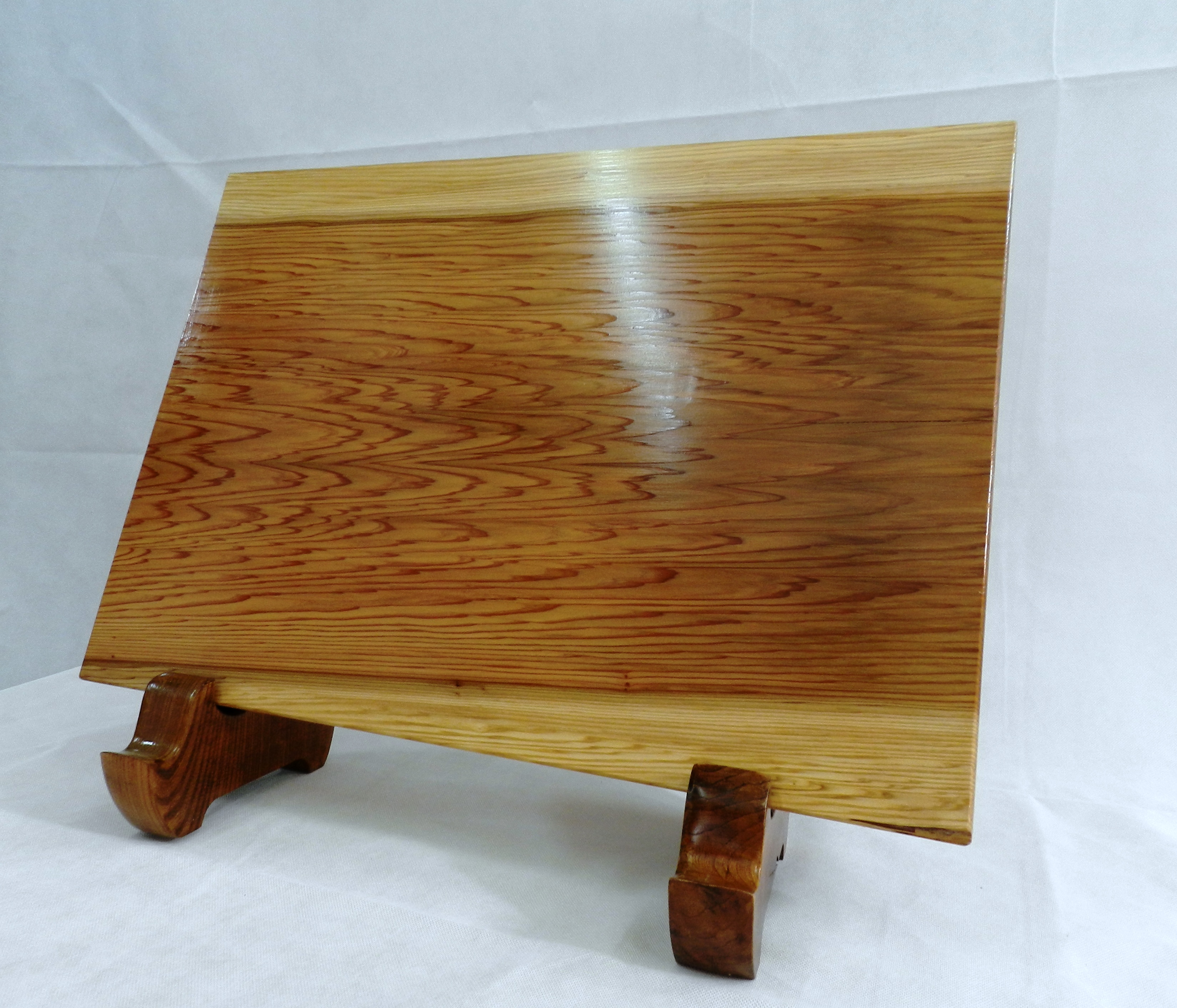 コーポレートサイトにちょうどいい国産CMS